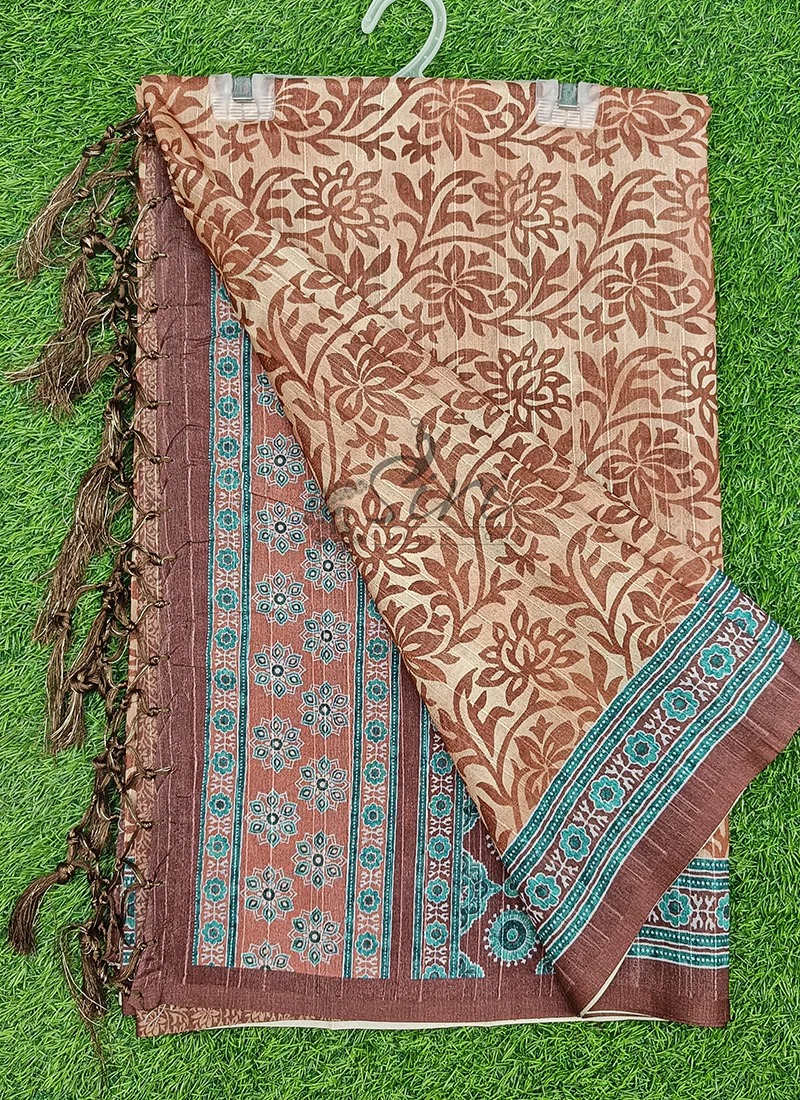 Beautiful Digital Print Matka Silk Saree - Image 3