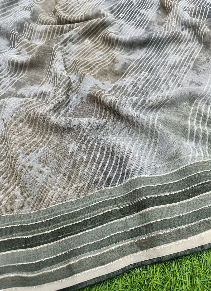 Beautiful Georgette Saree in Leheriya Design - Image 4